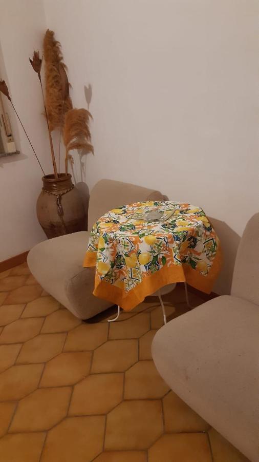 הוילה Condro Lontano Dal Caos A Due Passi Dal Mare מראה חיצוני תמונה